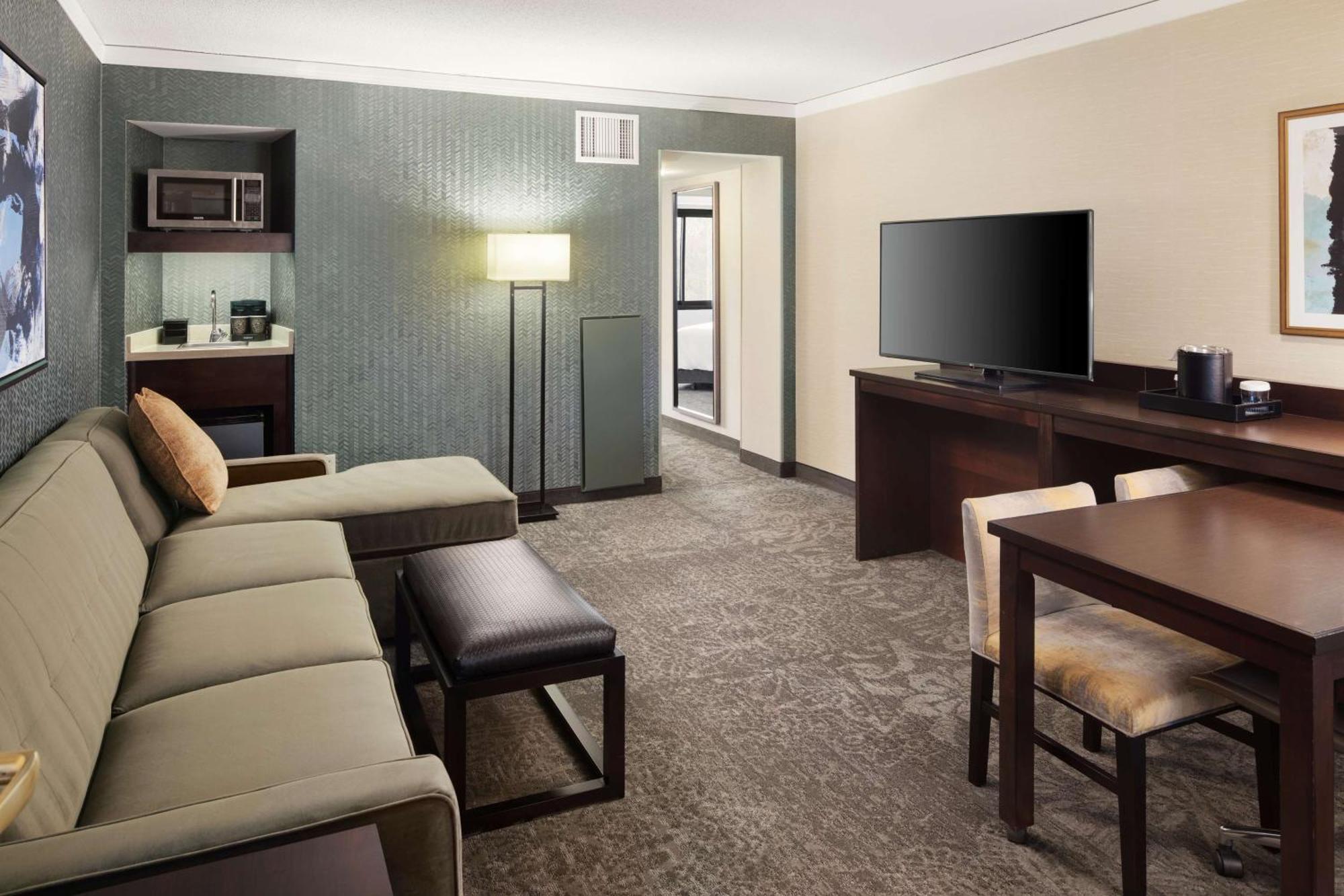 เอมบาสซี สวีท บาย ฮิลตัน ไทสัน คอร์เนอร์ Hotel ไทซันส์คอร์เนอร์ ภายนอก รูปภาพ