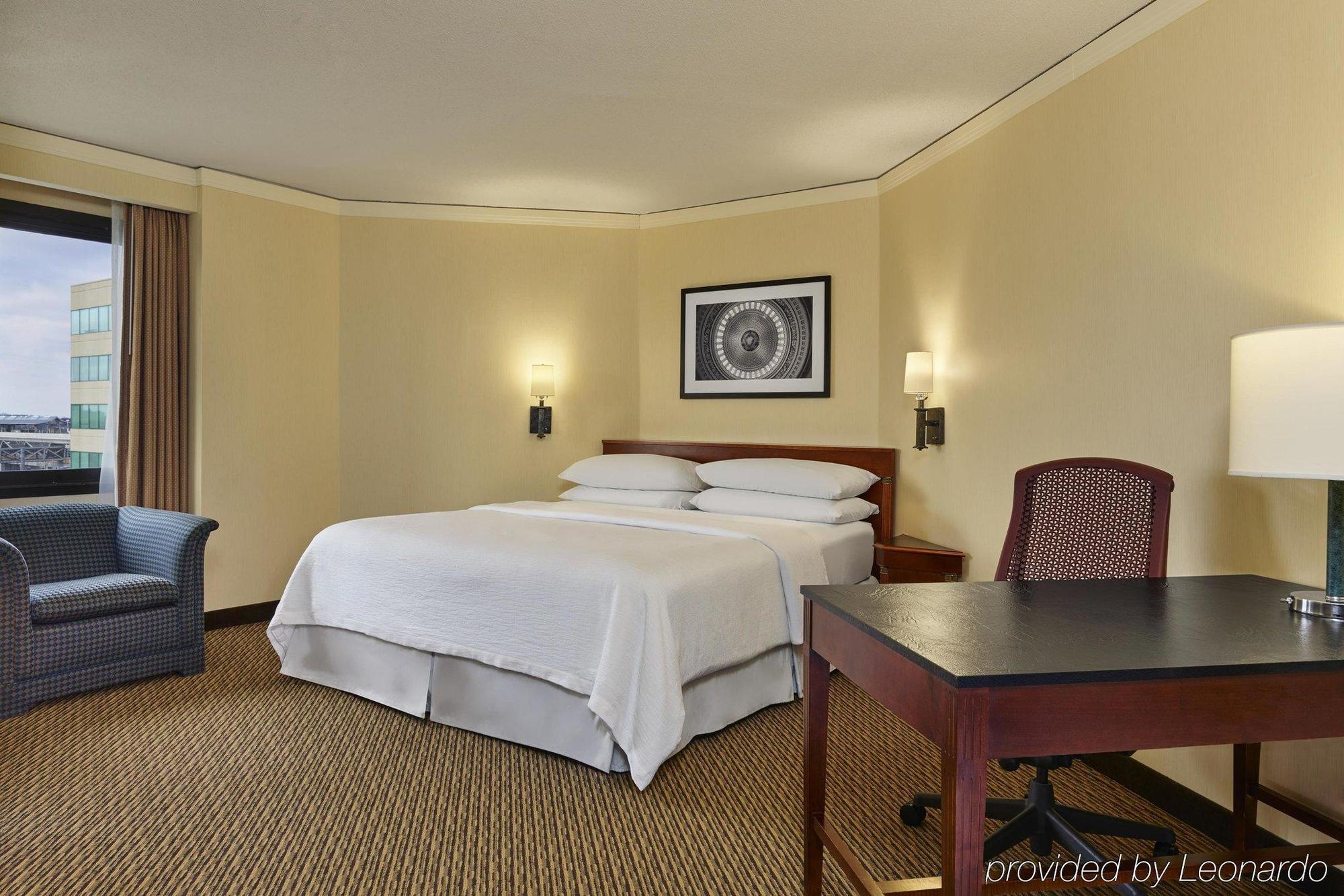 เอมบาสซี สวีท บาย ฮิลตัน ไทสัน คอร์เนอร์ Hotel ไทซันส์คอร์เนอร์ ภายนอก รูปภาพ