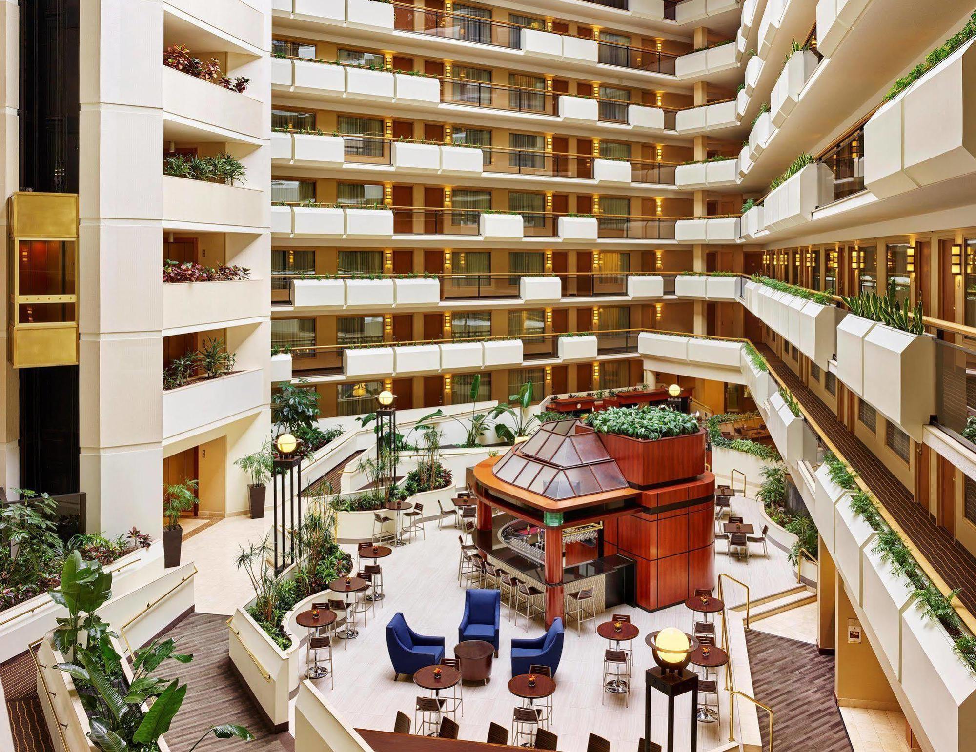 เอมบาสซี สวีท บาย ฮิลตัน ไทสัน คอร์เนอร์ Hotel ไทซันส์คอร์เนอร์ ภายนอก รูปภาพ